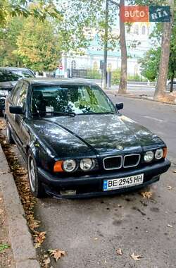 Седан BMW 5 Series 1995 в Миколаєві