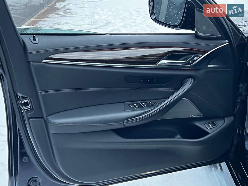 Седан BMW 5 Series 2021 в Києві