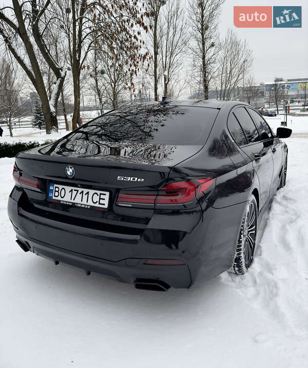 Седан BMW 5 Series 2018 в Львові