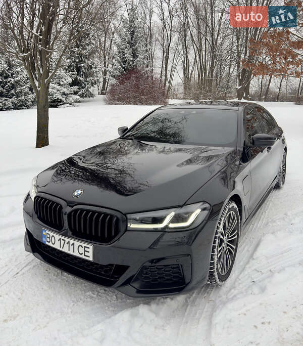 Седан BMW 5 Series 2018 в Львові