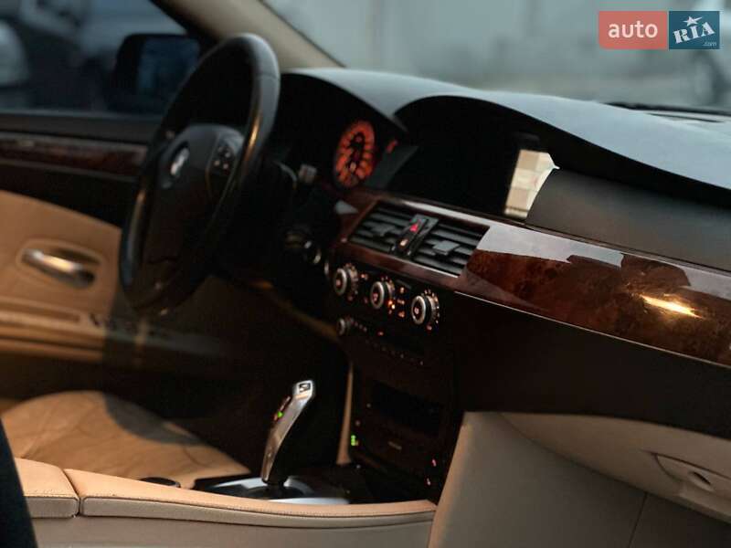 Седан BMW 5 Series 2008 в Киеве