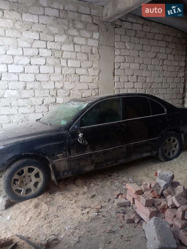 Седан BMW 5 Series 1998 в Чернівцях