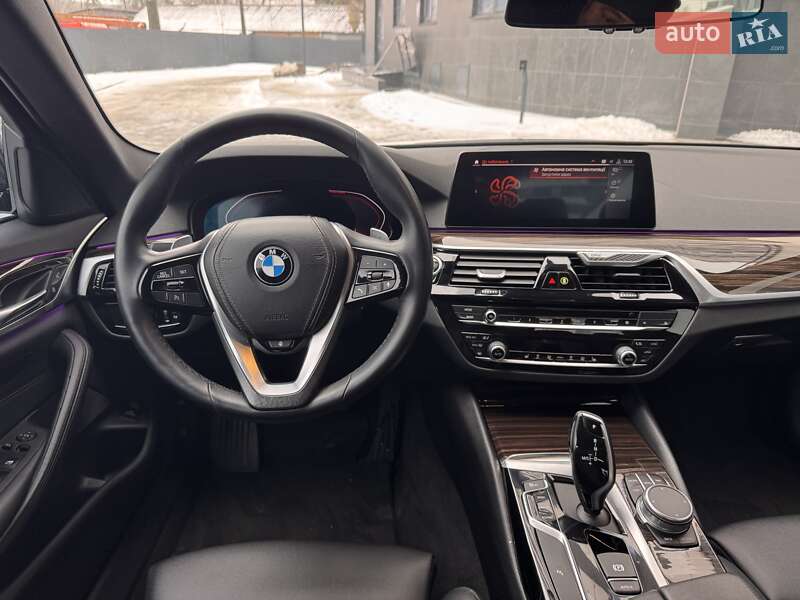 Седан BMW 5 Series 2020 в Киеве фото 35 Седан BMW 5 Series 2020 в Киеве