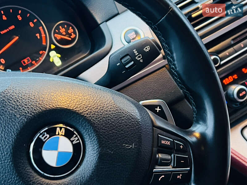 Седан BMW 5 Series 2011 в Харкові