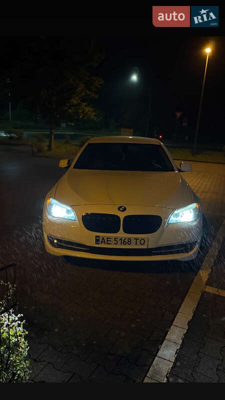 BMW 5 Series 2012 BMW 5 Series 2012