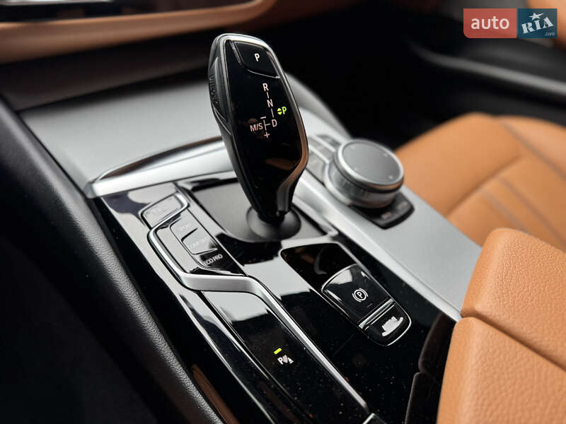 Универсал BMW 5 Series 2021 в Мукачево