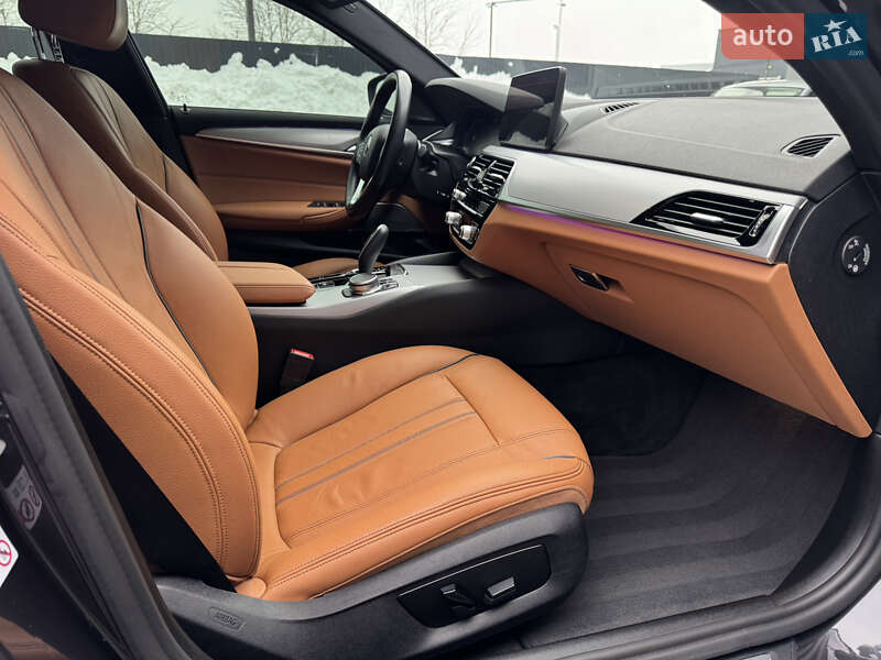 Универсал BMW 5 Series 2021 в Мукачево