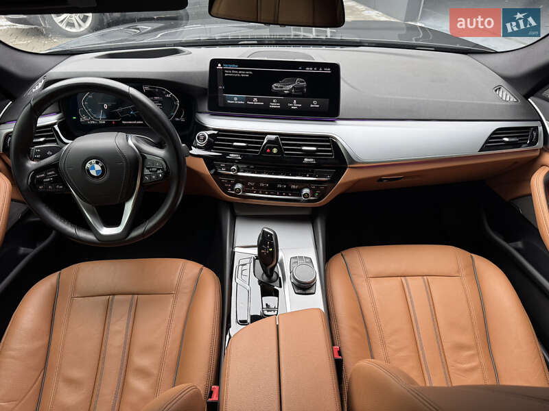 Универсал BMW 5 Series 2021 в Мукачево