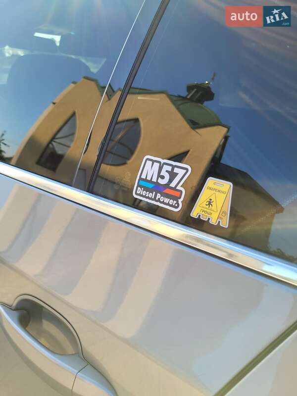 Седан BMW 5 Series 2004 в Львове