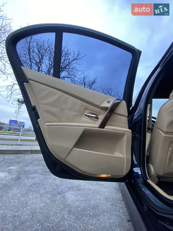Седан BMW 5 Series 2007 в Днепре