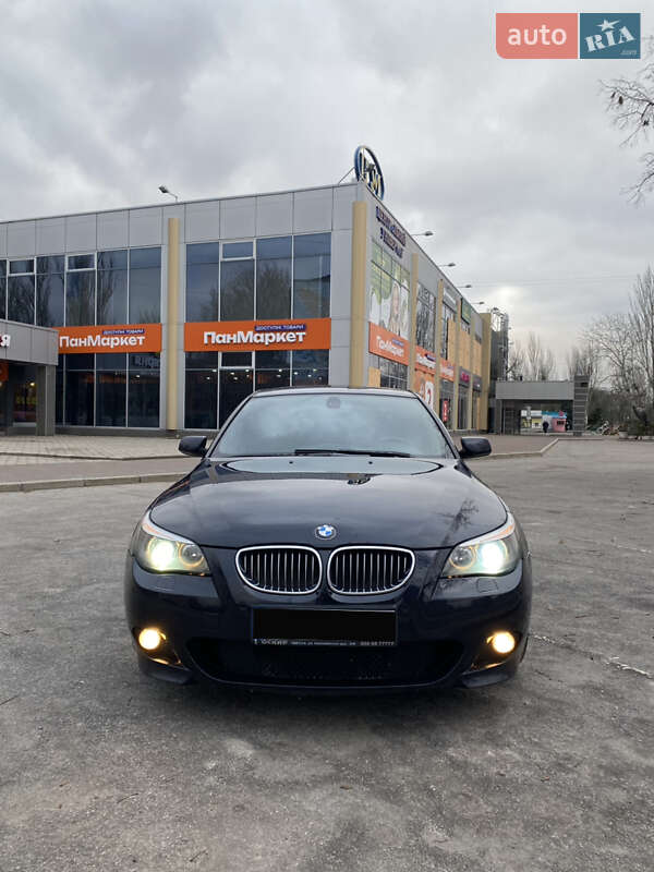 Седан BMW 5 Series 2007 в Днепре