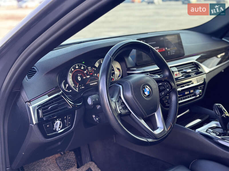 Седан BMW 5 Series 2017 в Ужгороде фото 8 Седан BMW 5 Series 2017 в Ужгороде