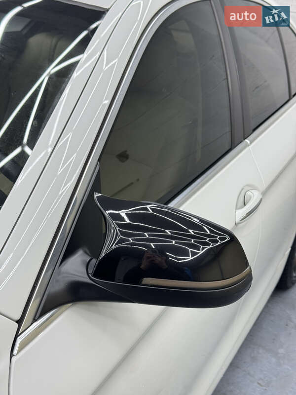 Седан BMW 5 Series 2013 в Кременчуге