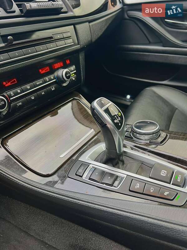 Седан BMW 5 Series 2014 в Кропивницком