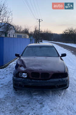 Седан BMW 5 Series 2000 в Лубнах