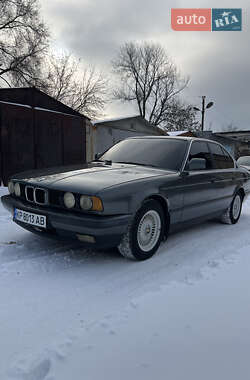 Седан BMW 5 Series 1992 в Запоріжжі