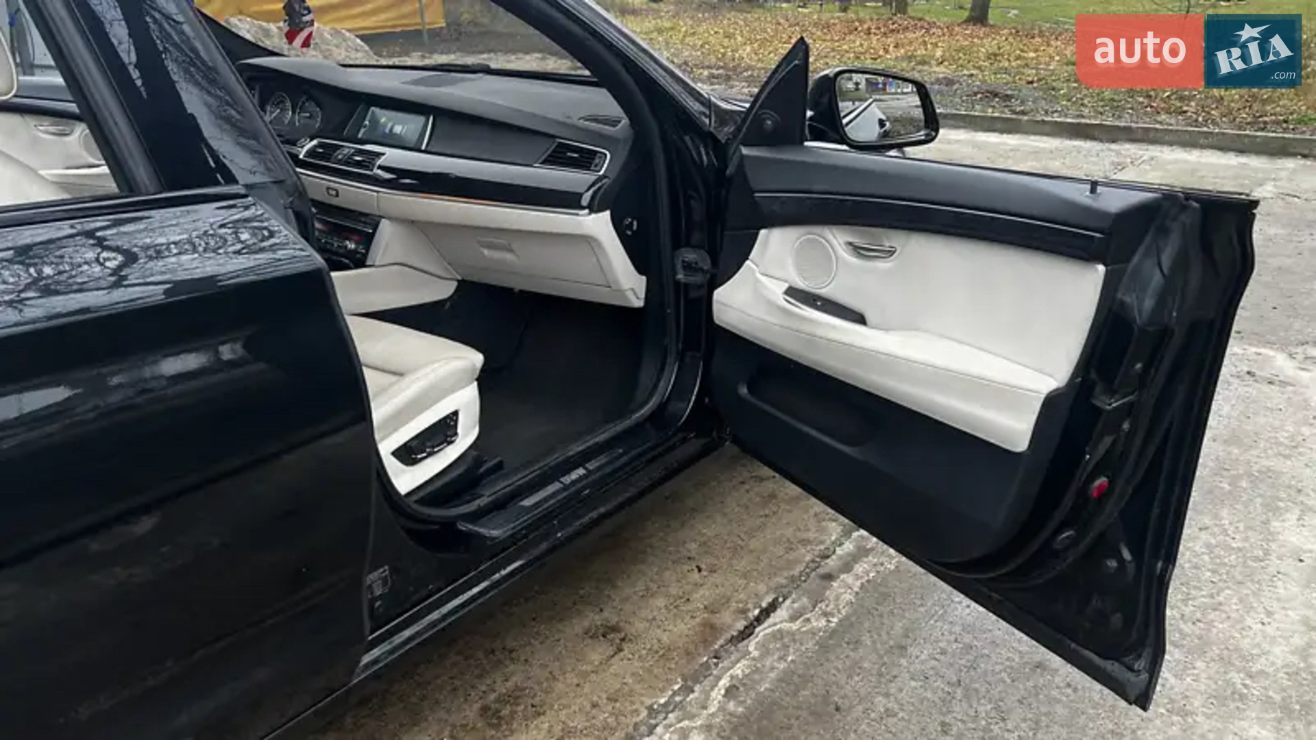 2010 BMW 5er - мініатюра 8