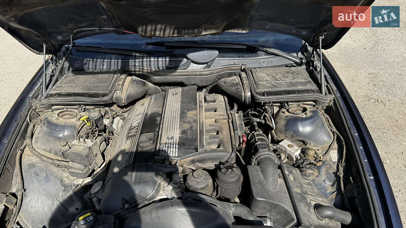 Седан BMW 5 Series 2002 в Днепре