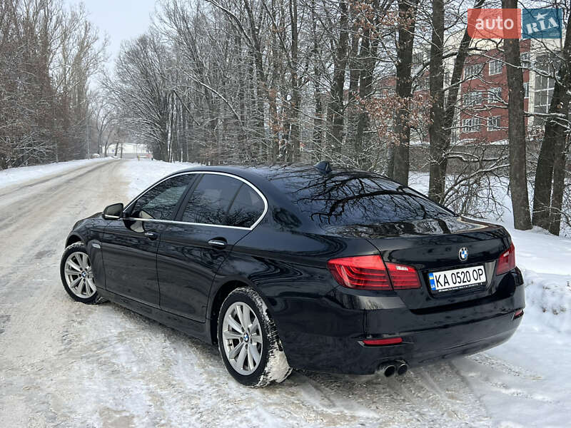 Седан BMW 5 Series 2016 в Киеве