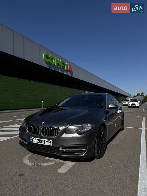 Седан BMW 5 Series 2013 в Киеве