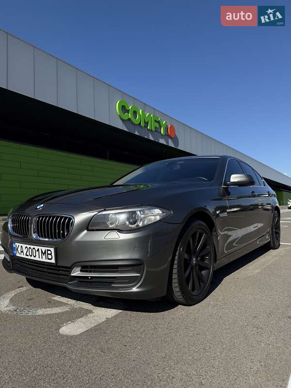 Седан BMW 5 Series 2013 в Киеве