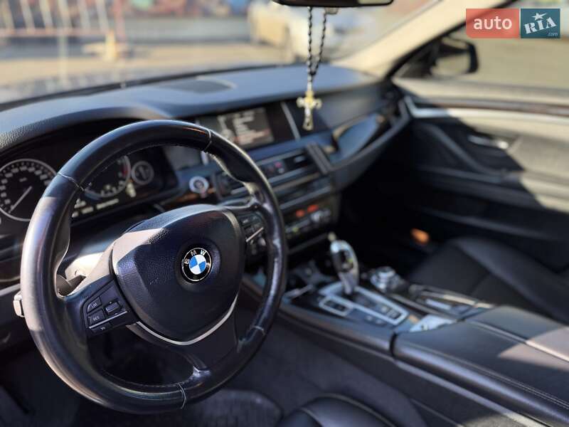 Седан BMW 5 Series 2013 в Одессе