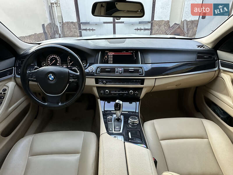 Седан BMW 5 Series 2016 в Миколаєві