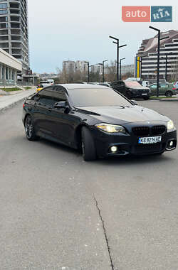 Седан BMW 5 Series 2015 в Дніпрі