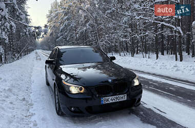 Седан BMW 5 Series 2007 в Сарнах