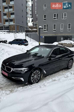 Седан BMW 5 Series 2019 в Львові