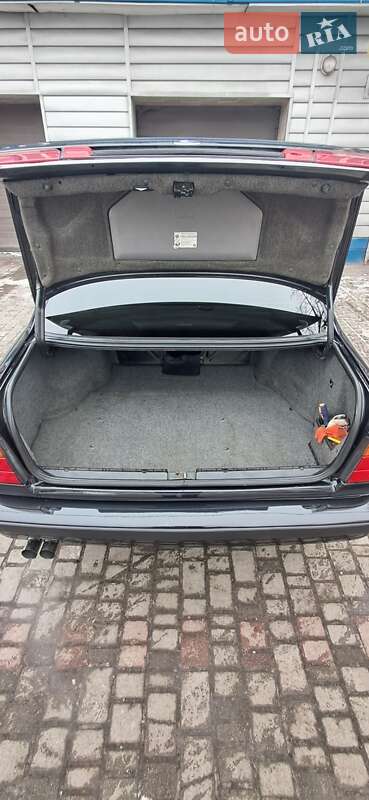 Седан BMW 5 Series 1995 в Одессе