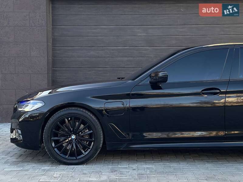 Седан BMW 5 Series 2018 в Николаеве фото 3 Седан BMW 5 Series 2018 в Николаеве