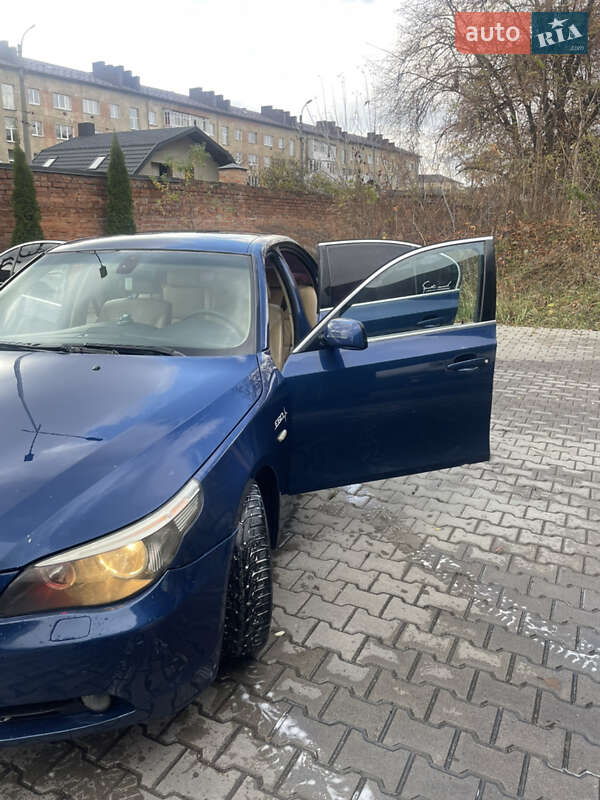 Седан BMW 5 Series 2007 в Коломые