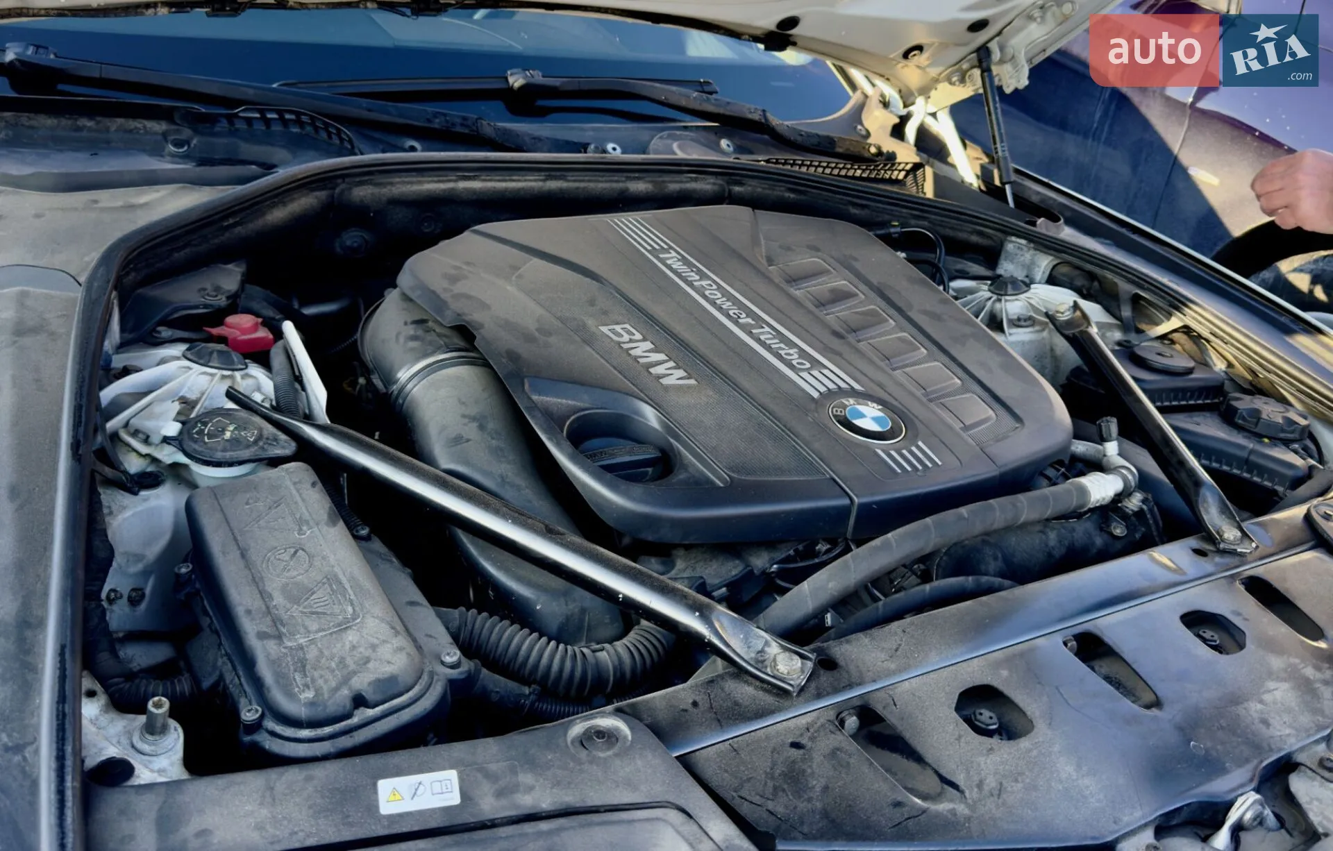 2013 BMW 5er - мініатюра 2
