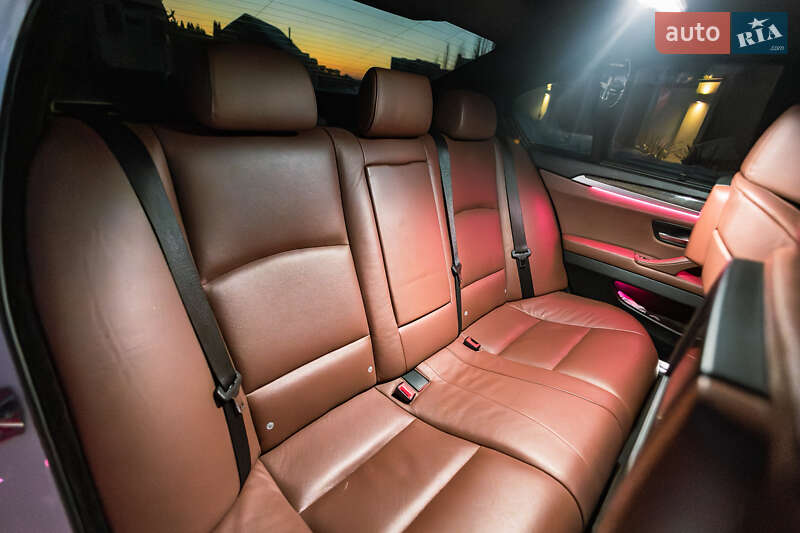 Седан BMW 5 Series 2010 в Львове