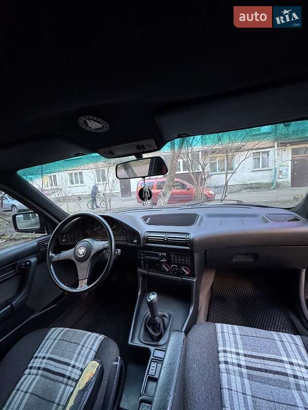 Седан BMW 5 Series 1990 в Конотопе фото 5 Седан BMW 5 Series 1990 в Конотопе