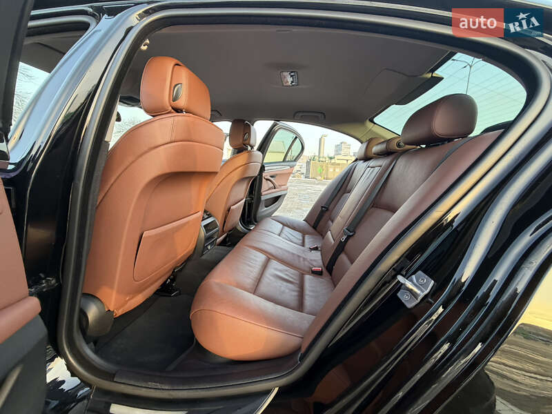 Седан BMW 5 Series 2012 в Одессе