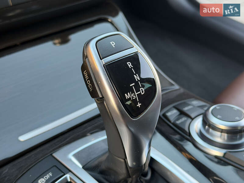 Седан BMW 5 Series 2012 в Одессе