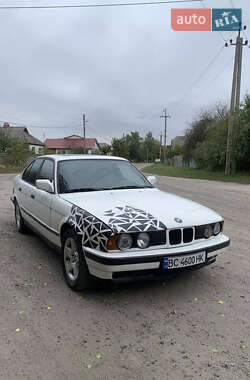 Седан BMW 5 Series 1988 в Чернігові