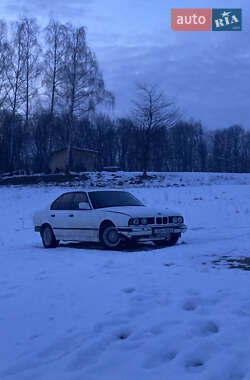 Седан BMW 5 Series 1989 в Івано-Франківську