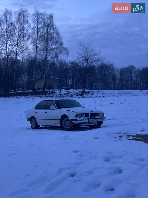 Седан BMW 5 Series 1989 в Ивано-Франковске фото Седан BMW 5 Series 1989 в Ивано-Франковске