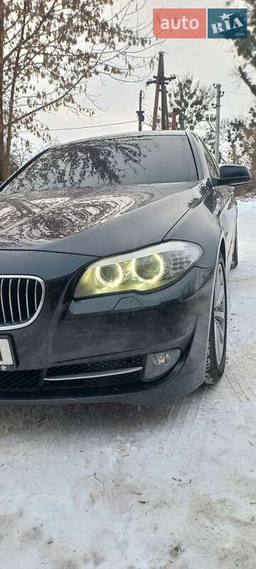 Седан BMW 5 Series 2010 в Харкові