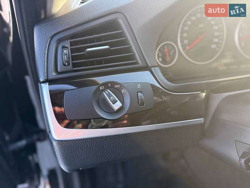 Седан BMW 5 Series 2013 в Киеве