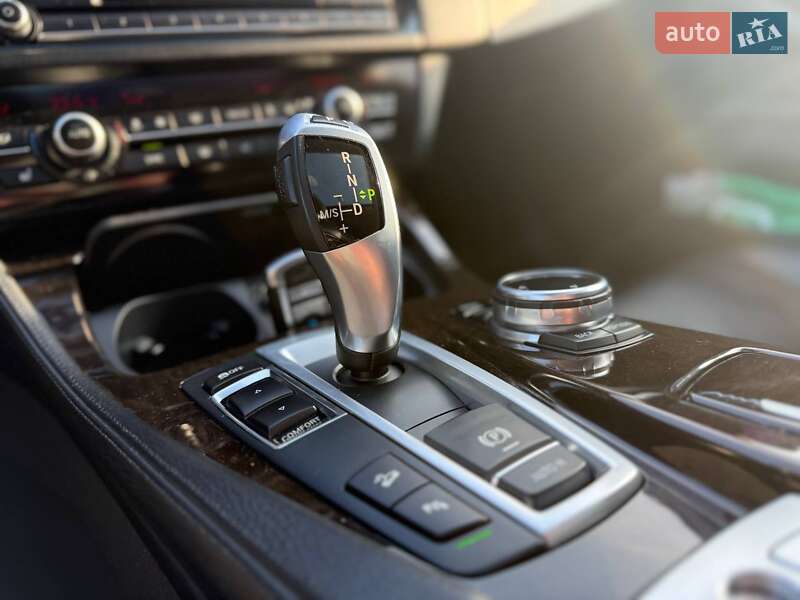 Седан BMW 5 Series 2013 в Киеве