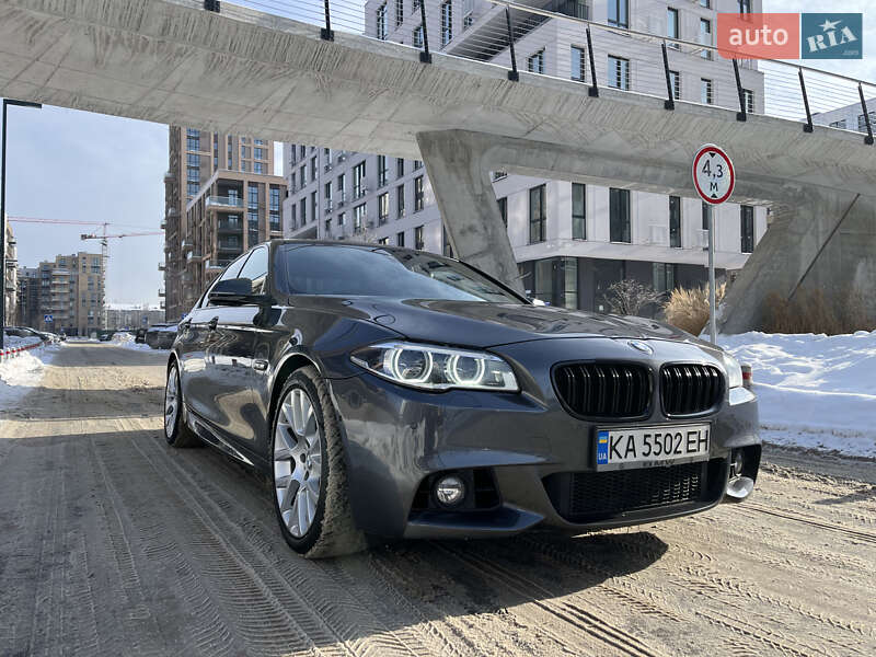 Седан BMW 5 Series 2016 в Киеве