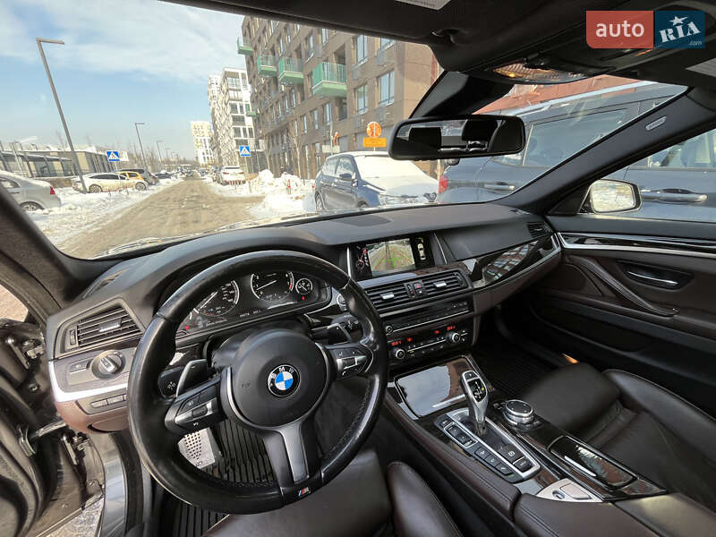 Седан BMW 5 Series 2016 в Киеве