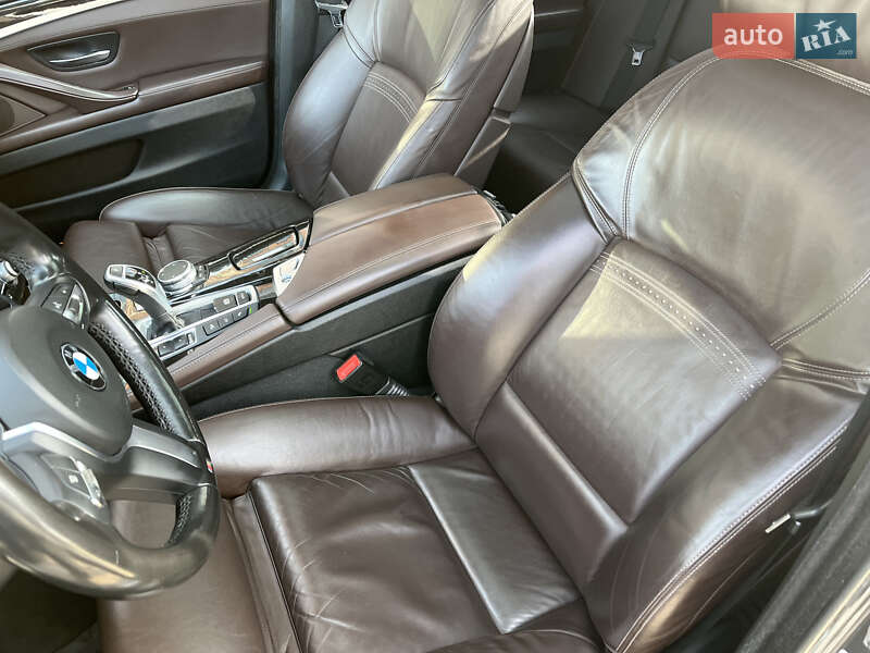 Седан BMW 5 Series 2016 в Киеве