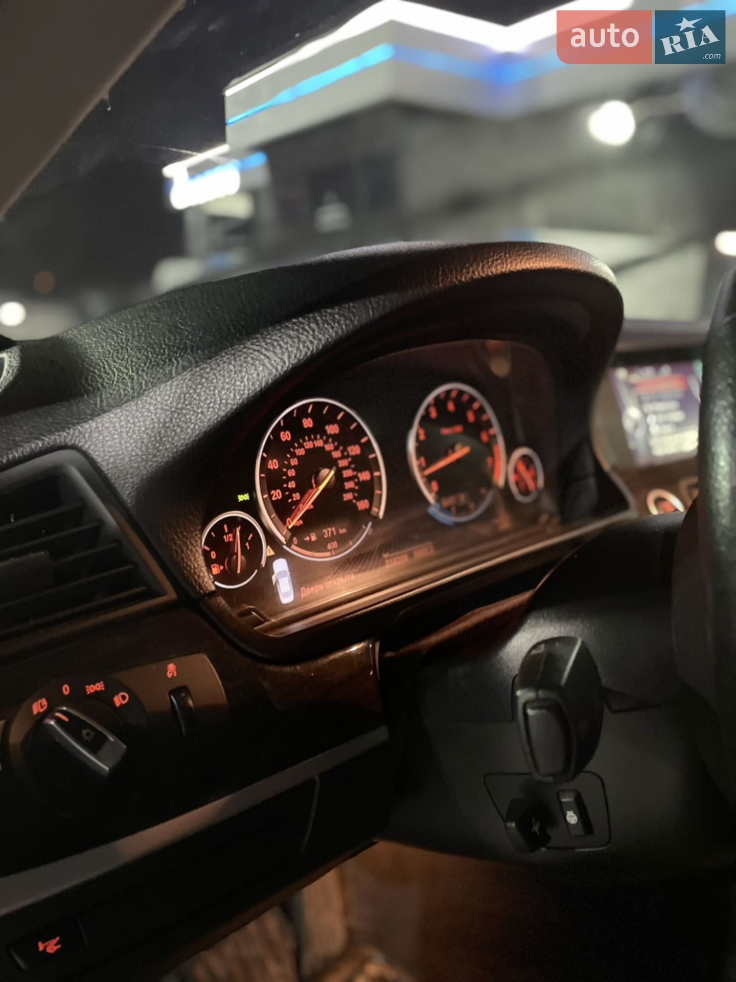 2012 BMW 5er - мініатюра 12