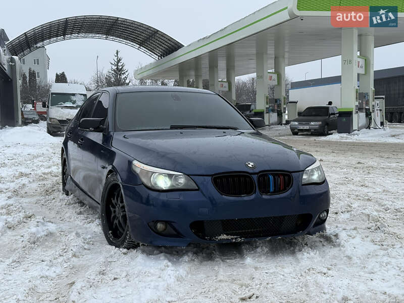 Седан BMW 5 Series 2004 в Каменец-Подольском