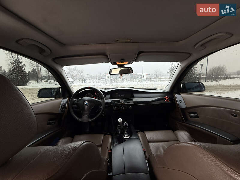 Седан BMW 5 Series 2004 в Каменец-Подольском